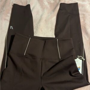 Vuori Women's Dark Brown Leggings